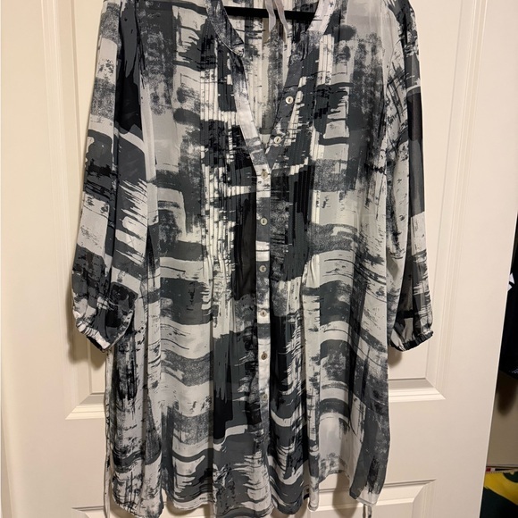 7 For All Mankind Tops - Abstract Black and Gray Women's Seven Top